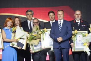 Načelnik Općine Vinica dr.sc. Branimir Štimec, prof. dobio priznanje župana na svečanoj sjednici koja je održana u Vinici na kojoj je prisustvovao premijer Andrej Plenković